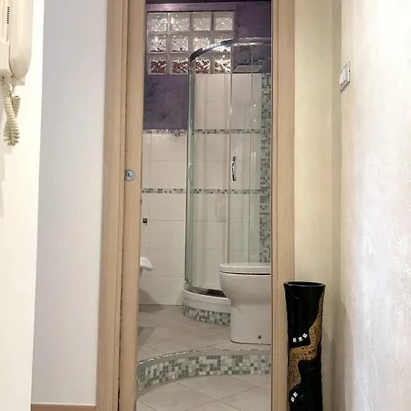 Red Velvet شقة ترييستي